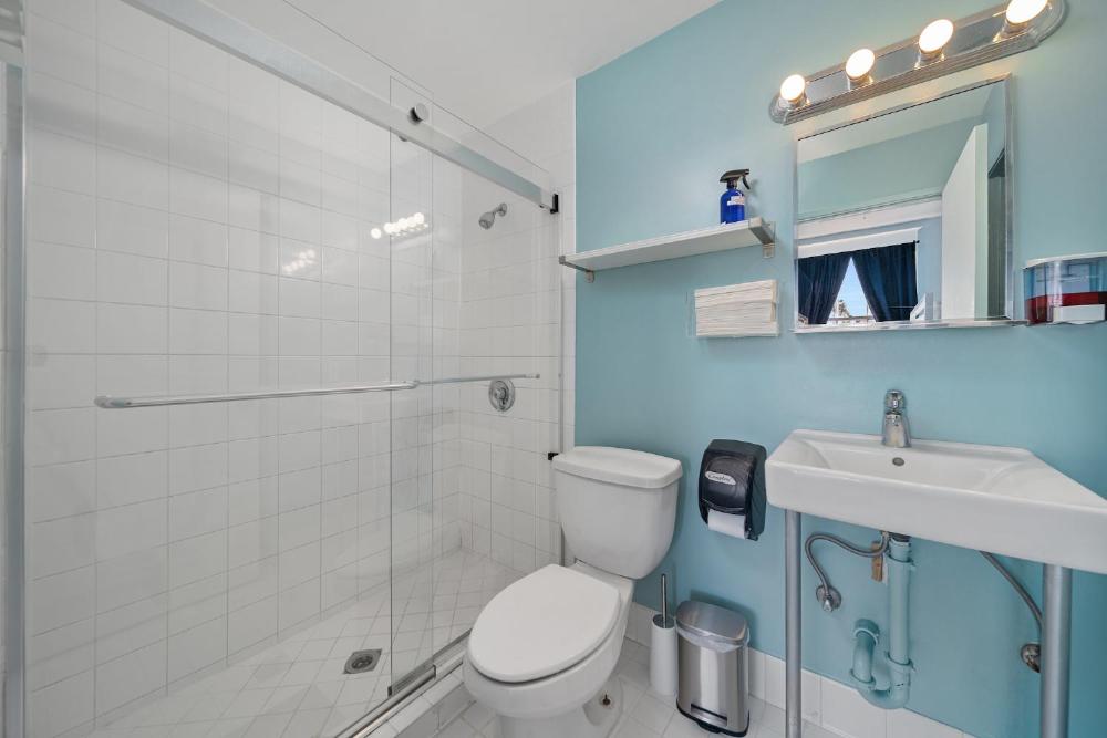 Single Bed in 4 Person Female Dormitory Room with Private Bathroom interior